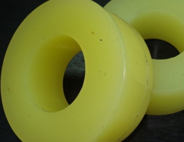 Арфлон втулка молочно-белая А 280х170х80 мм фото