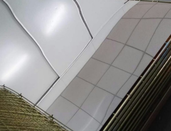 Лист нержавеющий BA+LPE зеркальный с защитной пленкой под лазер х/к AISI 201 0,75 мм ASTM A240 фото